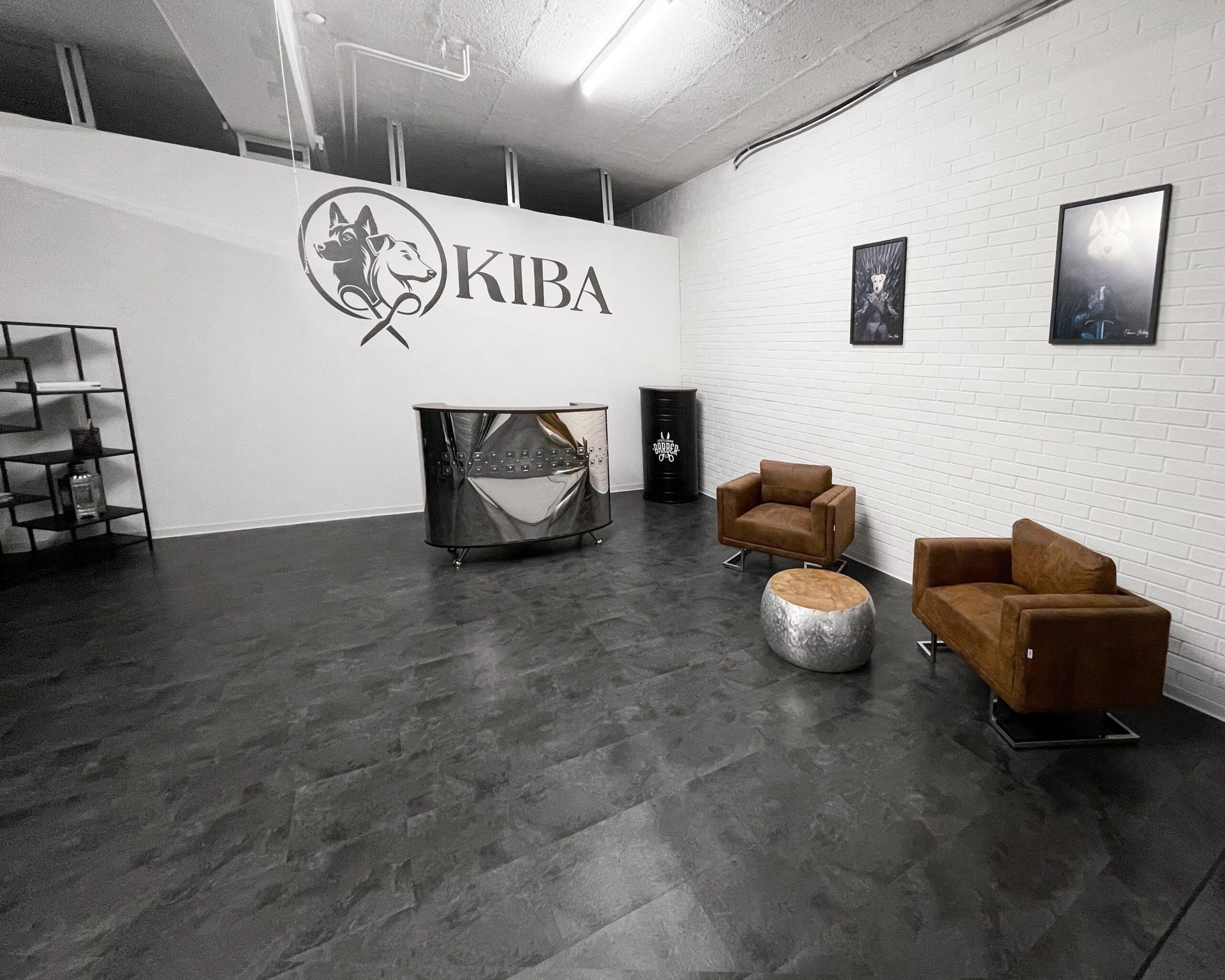 Empfang und Wartebereich KIBA Hundesalon